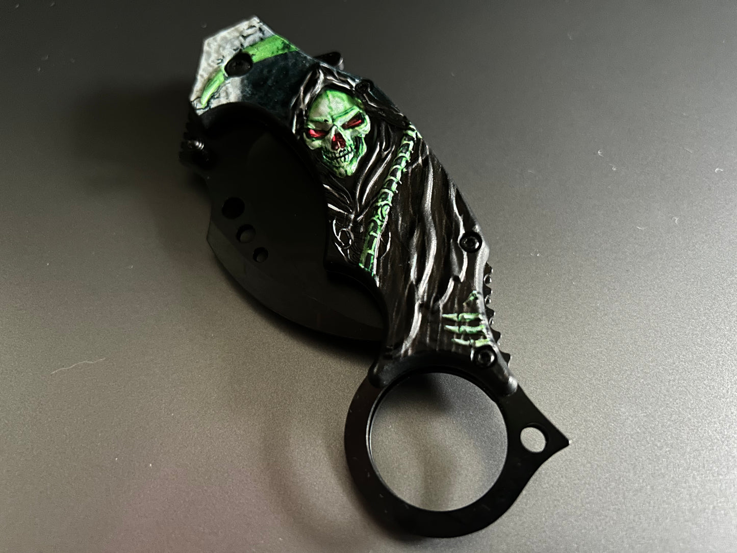 ElitEdge 7” Green Skull Grim Reaper Tactical Claw Karambit Assisted Open Folding Pocket Knife. Cool Knife, Cute Knife, Pocket Knives, Pretty Knife