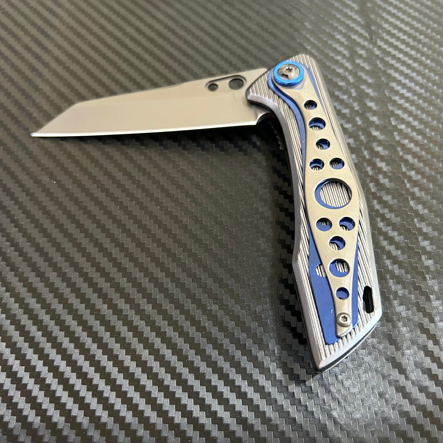 ElitEdge 8” Blue Titanium Color Coated Spring Assisted Open Folding Pocket Knife. Cool Knife. Cute Knife. Gift Knife